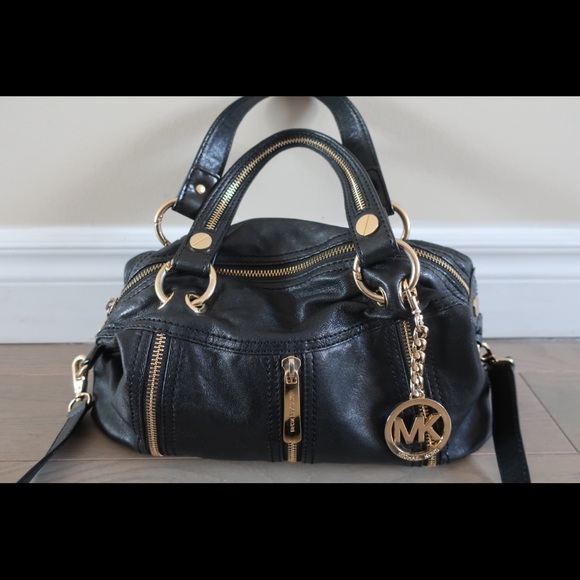 *Pending sale* Michael Kors leather handbag purse crossbody bag - Picture 3 of 17